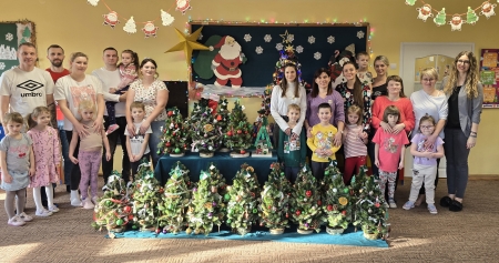 Drzwi otwarte - Choinkowy czas - przygotowania do I Gminnego Jarmarku Bożonarodz...